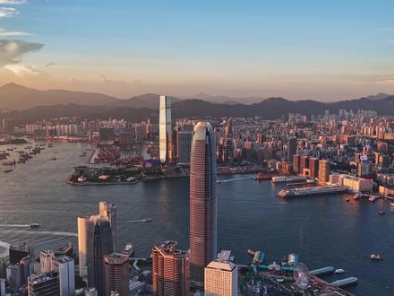 Momenta正式在香港联合交易所主板挂牌上市 Momenta港交所上市,共赴物理AI未来!
希望和所有的中国AI公司一起,书写东方的硅谷传奇。
#Momenta #港交所上市 #物理AI