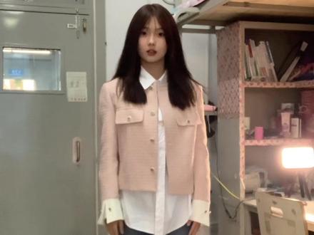 今天穿这样去吃饭喽#女大学生 #随拍