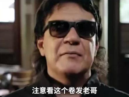 足坛职业“混子”,影帝级别的演技,20年换了20支球队,对足球一窍不通却混的风生水起#足球 #世界杯 #骗子
