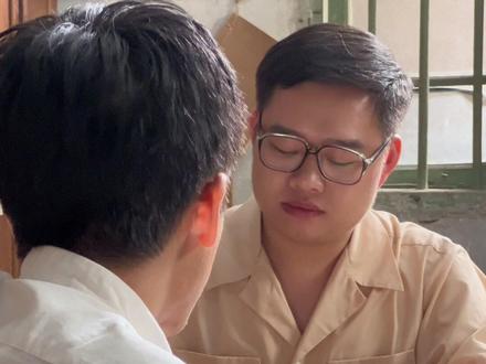 在电影《给嬷的情书》里面有两句经典台词
我把它翻译成几种语言 #潮语 #国语 #泰语 #电影给阿嬷的情书 #狄功先生