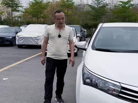 这种二手车就不要买了,17年上牌的丰田卡罗拉自动舒适版,油耗非常低,估计送给你都不要#丰田卡罗拉#二手车 #深圳二手车 #正规过户二手车 #练手代步车