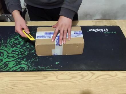 200元的RX580 8G显卡怎么样?小伙亲自帮你测试,竟然稳定没翻车 #电脑 #diy电脑 #显卡