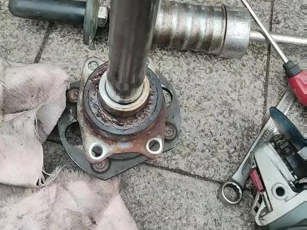 五菱宏光,更换两个后轮轴承