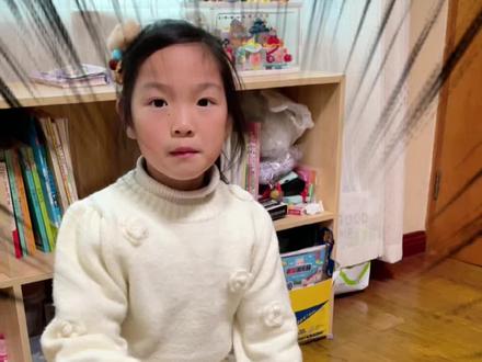 三丽鸥机关安静书的教程来啦🤩
放学伊伊给麻麻的“惊喜”,老母亲甚是欣慰,诚实比名次更重要‼️#自制安静书 #手工立体书 #我的玩具分享 #三丽鸥 #手工diy