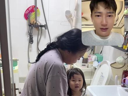 多肉开学啦!第一次送肉去幼儿园!有点紧张 跑的太慢了 下回快点