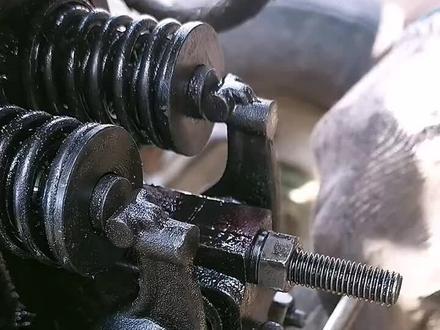 单缸车调气门教程#专业的事交给专业的人 #你不努力谁也给不了你想要的生活 #没有天生的好命只能奋不顾身努力 #质量第一诚信为本 #欢迎新老客户的光临