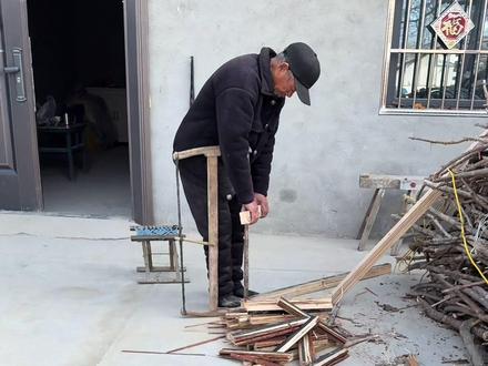 俺家没有柴火,也没有地锅,来俺姥家还不让在他家,谁见过俺姥爷这样的#贺新年喝国缘 @今世缘官方旗舰店