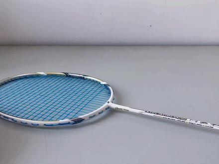 尤尼克斯弓箭10王者之志-经典尤尼克斯战拍,质保磅数低溢价严重,但被大量羽球爱好者追捧,均衡进攻拍,一代经典#尤尼克斯 #弓箭10 #羽毛球拍 #羽毛球 #羽毛球拍推荐