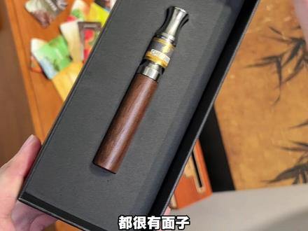 不管是开车.还是在公共场所它都很合适!
#老烟民 #替吸棒 #亲测分享