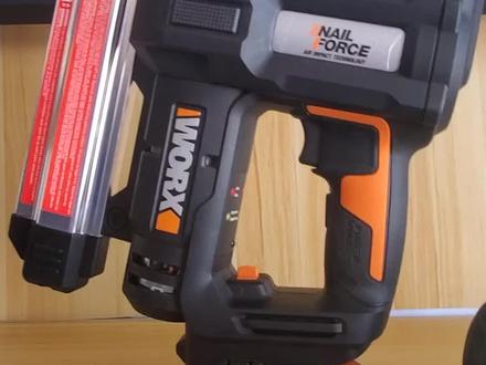威克士WX840锂电钉枪开箱测试!@WORX威克士