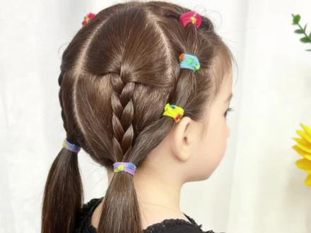 这就是你要的上学发型吧#编发简单易学 #生女儿就是用来打扮的 #上学发型#儿童编发教程