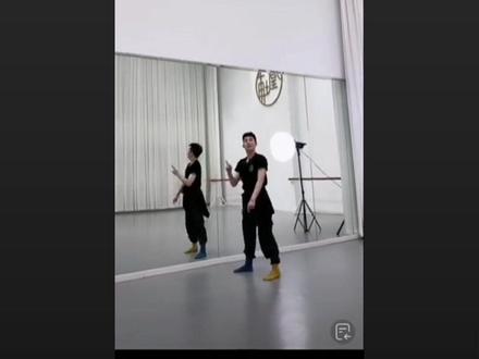 小强老师蒙古舞蹈《莫日格勒河》动作讲解