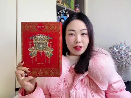 #手工diy制作 #创作者中心 #创作灵感 #凤冠 #立体拼图
点翠凤冠再➕1