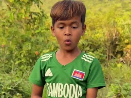 #吭叽一家 #解析 #解读 #抽象 解读吭叽一家最新视频,细思极恐😱😱😱