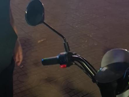 爱玛电动车。爱就马上行动。都不用找自己的车,钥匙是通用的 #爱玛电动车