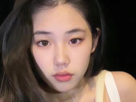 她是拯救我的光,我的眼睛,我的神明#白月光