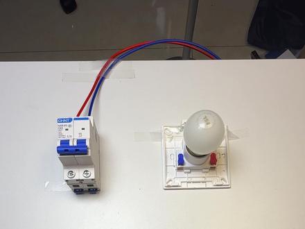 秒懂电路!单开双控,智能开关,到底怎么接线? #电路 #智能家居 #智能开关 #大有工具 #大有5768 @大有工具 泉峰