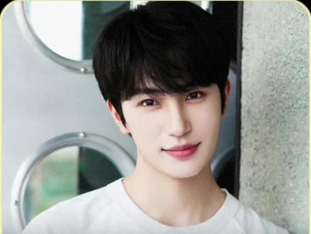 张翅:短剧界的“张凌赫”#张翅 #向全世界安利