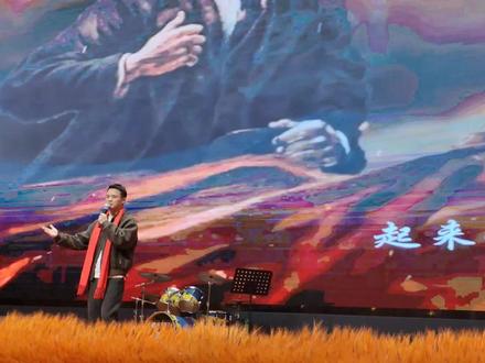 孝丰中学2025元旦教师节目压轴,本次元旦汇演高大上真的不错👍