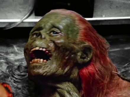 每日一推:活死人归来1-3部合集一共35分中让大家一次看过瘾