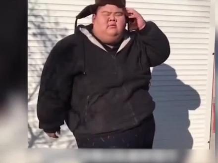 六百六十八斤的中国第一胖,暴瘦后浑身赘皮,减肥后遗症有多可怕 #冷知识 #中国 #减肥