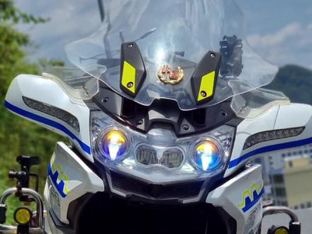 这玩意上街,回头率不是一般的高啊#机车 #摩托车 #关注我圆你机车梦 #春风650国宾 #骑士