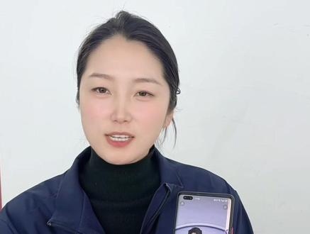 荣耀手机怎么关闭锁屏画报#荣耀手机 #玩机技巧