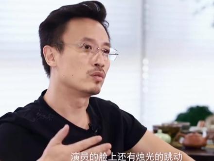 为了尽可能还原古代的场景,夜戏剧组都是用的蜡烛打光
