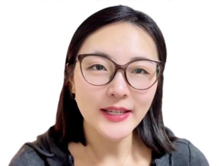 AMD苏姿丰CES首秀:边缘计算革命 英伟达的护城河破了?苏姿丰联手李飞飞,2026年CES这招“边缘革命”让黄仁勋彻底慌了!
苏姿丰CES开场秀:从云端、边缘到PC的AI运算策略。
#AMD #英伟达 #CES #苏姿丰 #李飞飞