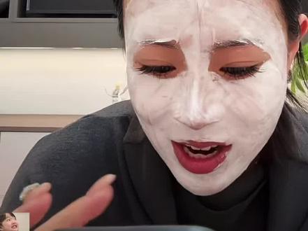 曼曼洗头秒变卤蛋头,笑死啦@曼曼✈️ @小裴略懂 #曼曼故事会 #曼曼玩游戏#谩骂✈️ #直播录屏分享 #真实分享生活