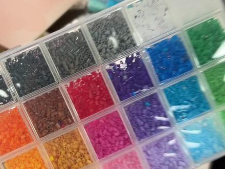 接下来又告诉我:现在又流行水雾魔珠了!#拼豆 #手工 #手作diy #玩啥我们都认真 #做手工