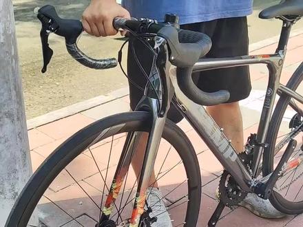 3998买公路车,性价比的天花板?这个价格这个配置还有谁?CAMP 坎普IMPALA X铝架碳叉 R7000套件 105 22速 线拉油碟公路车#自行车 #公路车 #骑行 #坎普