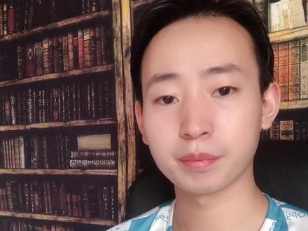 你有在酒吧谈过恋爱吗? #酒吧 #创作灵感 #鑫仔的酒吧日记 #谈恋爱 文案来源 @娱乐@夜猫子