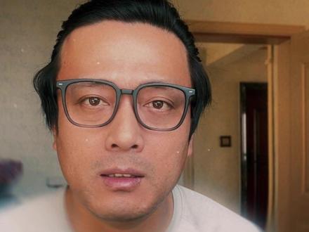 这些忘本的,瞧不起粉丝的艺人,不该抵制吗?