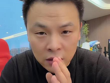 #拼多多运营 #拼多多运营技巧 #老陶电商 产品才是核心.玩法不是!所谓的高端运营是基于产品去布局规划,而不是一味的追求运营技术,因为现在的拼多多运营已经非常智能化了!