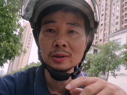 智能电视机提示系统空间不足,遥控器不起作用,自己处理很简单#家电维修 #智能电视