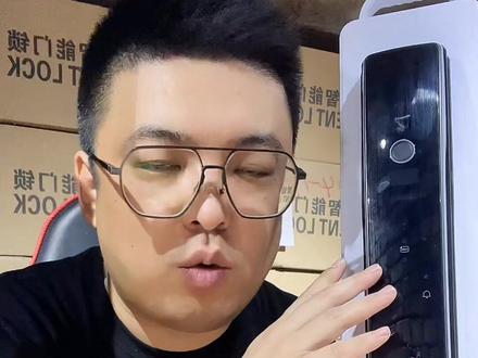 如何让电子锁,密码锁,指纹锁,智能锁
重置密码和恢复出厂设置#智能指纹锁 #服务至上 #同城热门