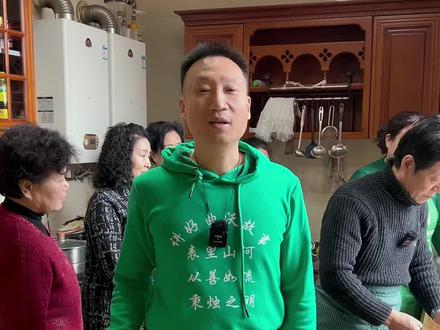 #有味有味的曲沃年 #让中国看见曲沃 幸福和快乐是可以感染他人的,我愿意把快乐送给每一位朋友#现炸酥肉