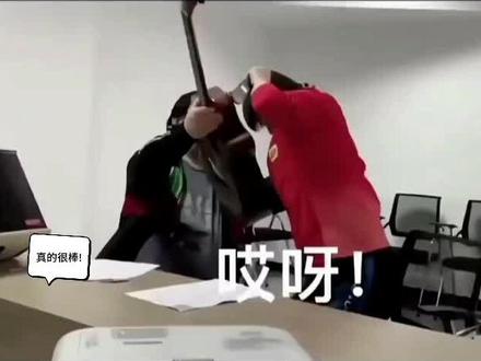 他俩学吉他,她没学会,而他却觉会了#王楚钦孙颖莎 #考古