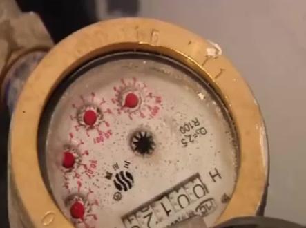 明明没有用水,水费却凭空多了几百,罪魁祸首竟是“水表空转”!#智能水表 #施王智慧房东 #涨知识