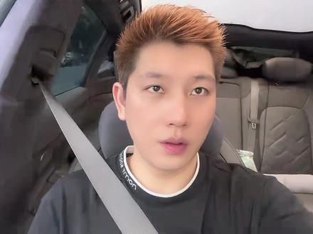 主仪表盘右侧显示如何设置?氛围灯如何设置?今天给车友们出一期教学视频,其实教练所有设置都有出过合集-“如何设置ET7”里面,有些不懂的都可以去学习学习。#蔚来 #蔚来ET7 #暴躁教练教学时间 #暴躁教练用车日常 #暴躁教练用车技巧 @DOU+小助手
