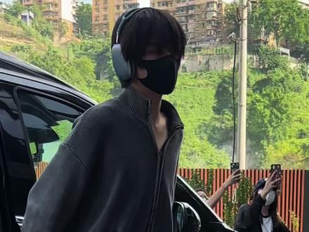 5.19上班路透|消失的橹橹终于出现啦#王橹杰
