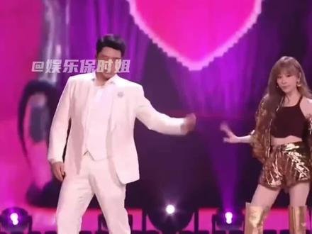 #创作灵感 #与美好不期而遇 今年跨年晚会乐子全在这了😂😂#湖南卫视跨年晚会 #邓超 #张凌赫