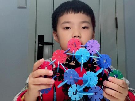 #雪花片玩法 这次拼插一个#泽塔升华器 #是时候展现真正的技术了 你学废了吗?