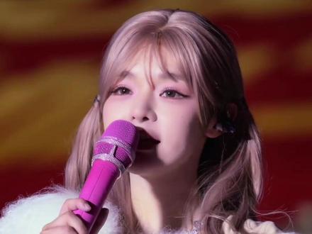 十年唱歌无人闻,一句牛逼天下知 #黄霄雲 #牛逼姐 #黄霄雲演唱会