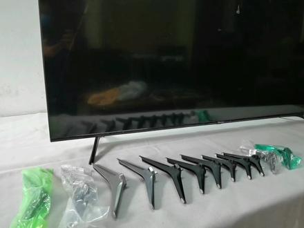 海信电视机底座,安装过程于注意事项!