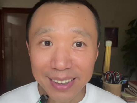 小预算也能做出大效果 为什么隔壁的展位装修费花你一半?效果还很好。为您揭秘低成本高回报的展位设计搭建技巧,花小钱办大事,我是广交会服务20年的春哥,只要三招让你小预算也有大效果
#广交会#展台设计搭建 #源头厂家 #展会 #广交会展馆 @DOU+小助手 @广交会展位标改特 @广交会外贸服务
1 简化展台设计,做减法,把不必要的装饰和元素通通去掉,使设计更加精炼、高效。
2在设计时就考虑材料展示效果和性价比,及可重复使用性,进一步降低长期成本
3使用环保材料,降低成本(其实部分环保材料价格可能更为亲民),还能提升企业的社会形象
最重要的一点,时间管理:提前规划和准备,紧急情况下的额外支出大
合理的时间安排,才能确保设计、材料和施工计划按时完成,减少额外费用。
我是展位服务春哥,如果你想展位搭建有结果,评论区回复111,给您专门的优惠