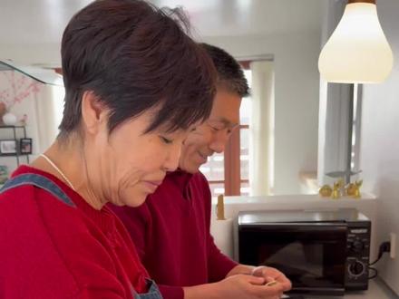 我们全家在丹麦过大年了,只要有家人在的地方,就是年#丹麦迷歌#丹麦小曲奇