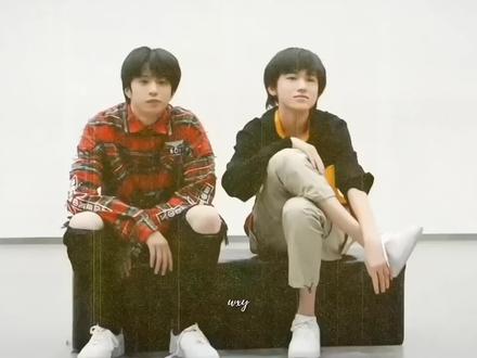 考古 这不就早早牵手成功了吗
#文轩 #文轩第一初恋