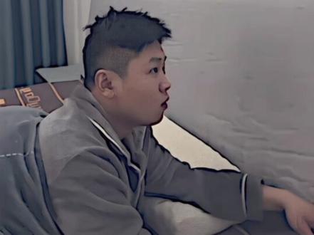 高质量 @👉莆田99米潮鞋👟 “凌晨的爱意都是偷吃后的愧疚” #情侣 #内容过于真实 #MVP #小意